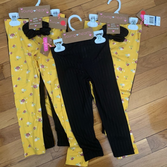 2 set of leggings with hair tie - Picture 4 of 5